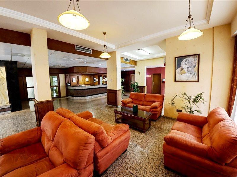 Kapetanios Limassol Hotel Bagian luar foto